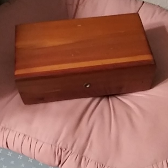 Lane Cedar Box